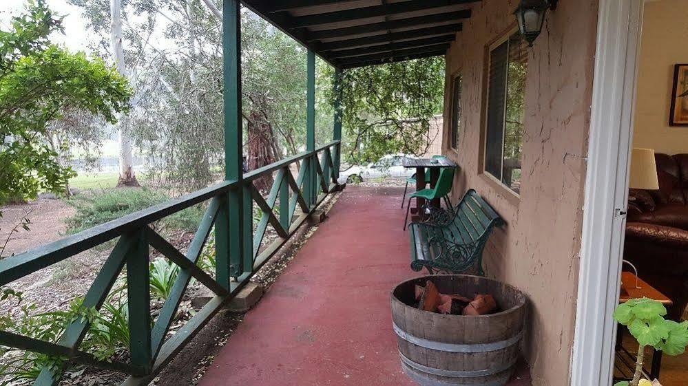 Country Cottages Of บริดจ์ทาวน์ ภายนอก รูปภาพ